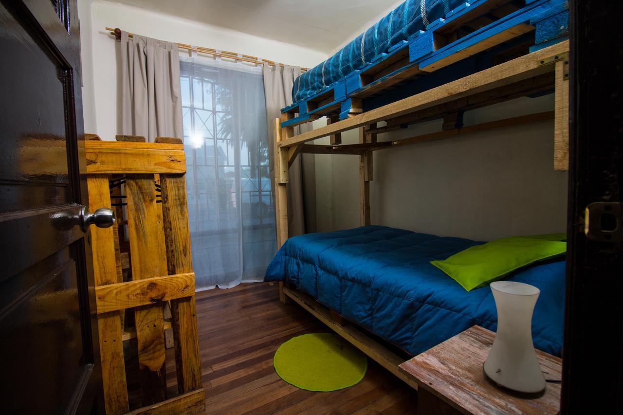 Tipico Hostel Chile Чильян Экстерьер фото